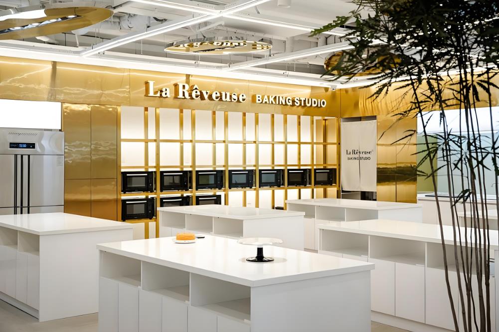 重慶烘焙店這樣裝修，顧客來(lái)了就不想走！
